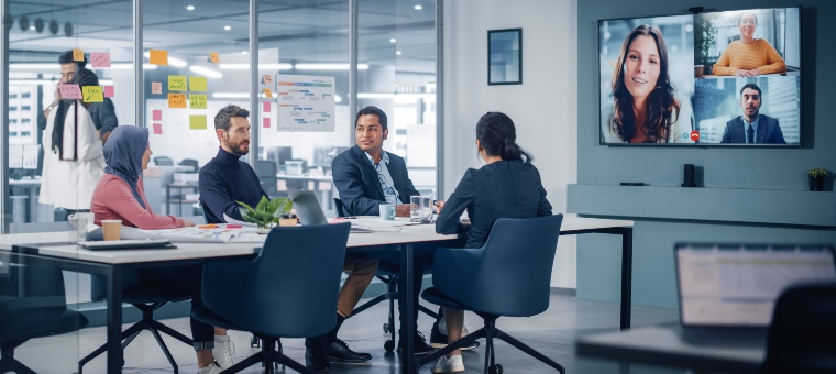 4 tech issues disrupting your team meetings and their solutions